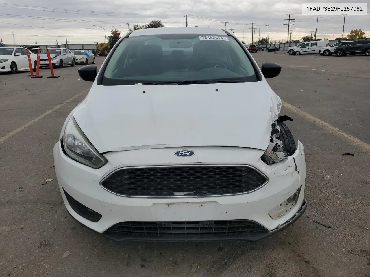 2015 Ford Focus S VIN: 1FADP3E29FL257082 Lot: 76403314