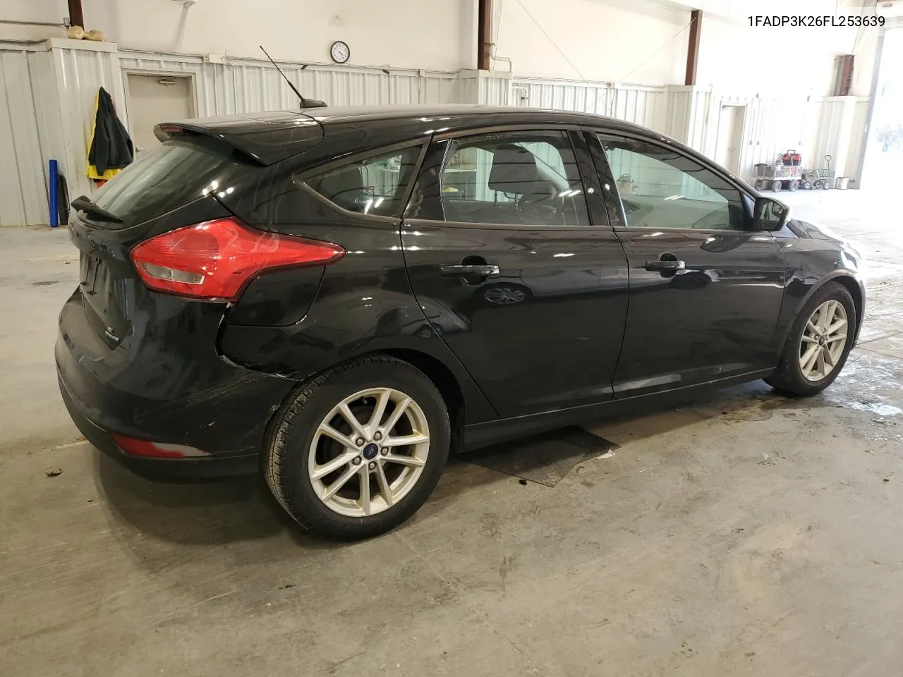 2015 Ford Focus Se VIN: 1FADP3K26FL253639 Lot: 76988854