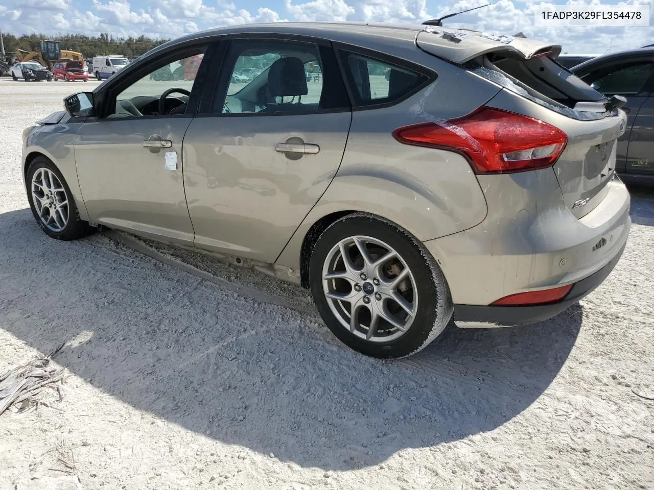 2015 Ford Focus Se VIN: 1FADP3K29FL354478 Lot: 77012394