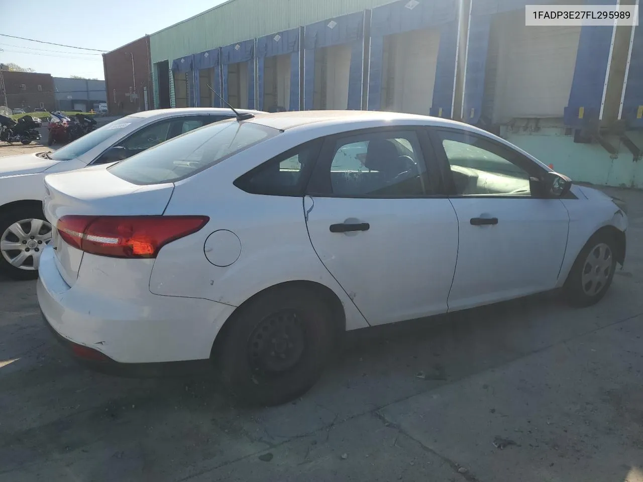 2015 Ford Focus S VIN: 1FADP3E27FL295989 Lot: 77225094