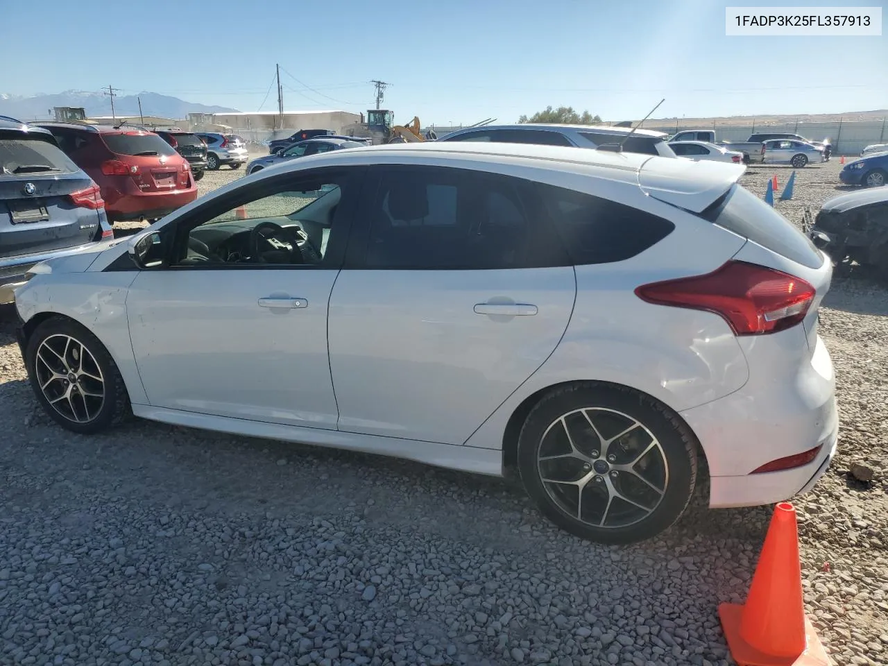 2015 Ford Focus Se VIN: 1FADP3K25FL357913 Lot: 77706474