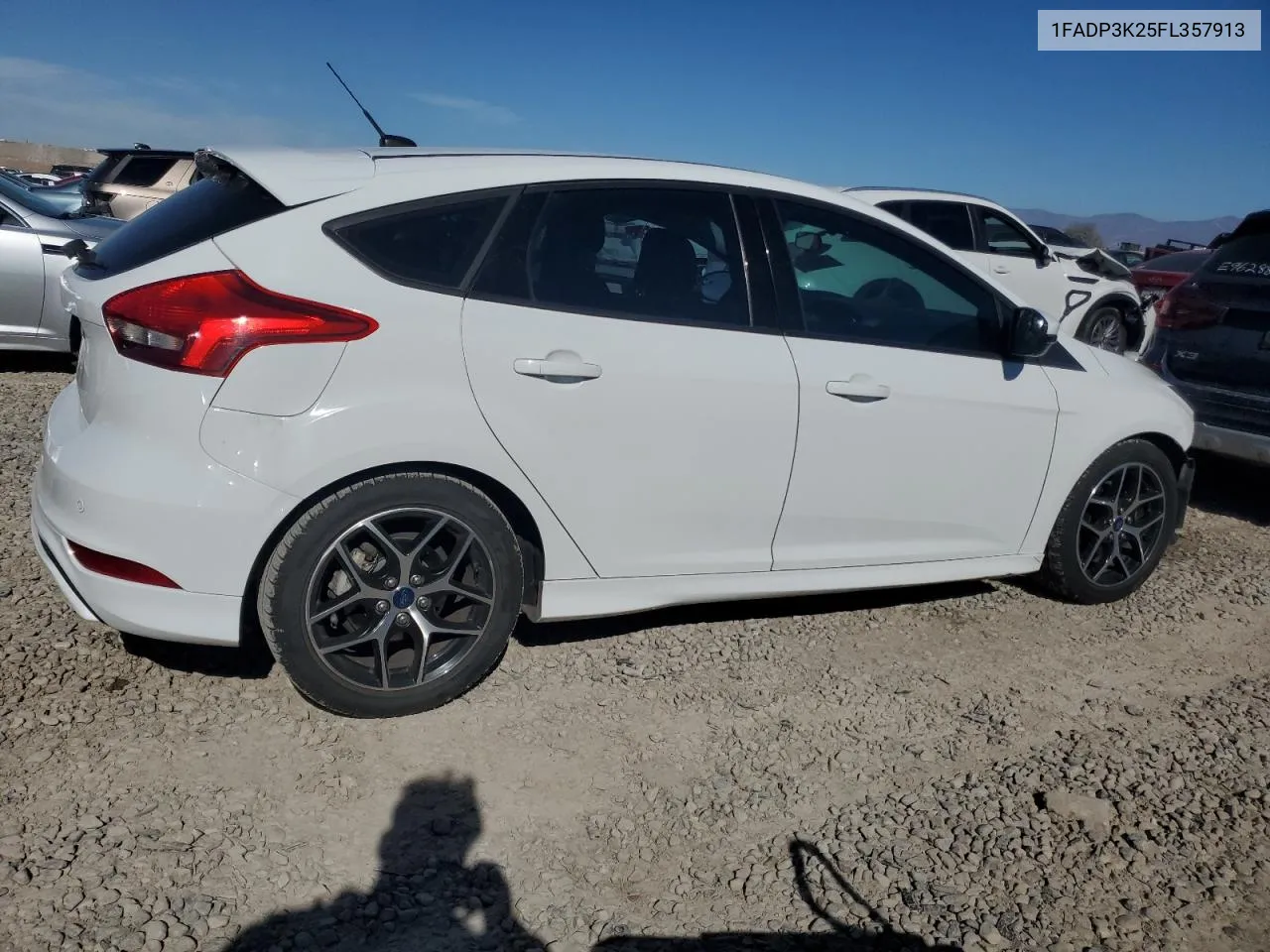 2015 Ford Focus Se VIN: 1FADP3K25FL357913 Lot: 77706474