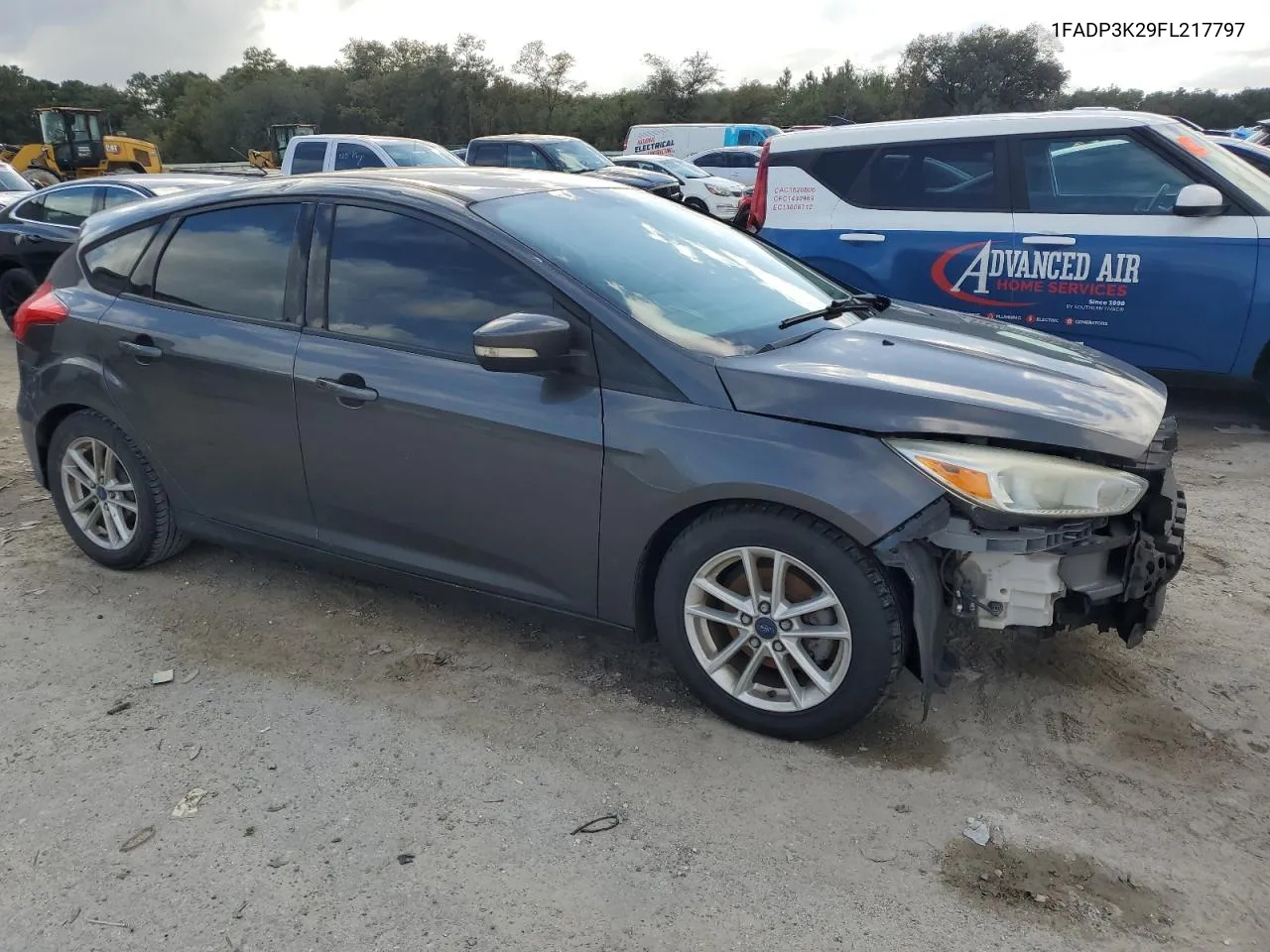 2015 Ford Focus Se VIN: 1FADP3K29FL217797 Lot: 79081874