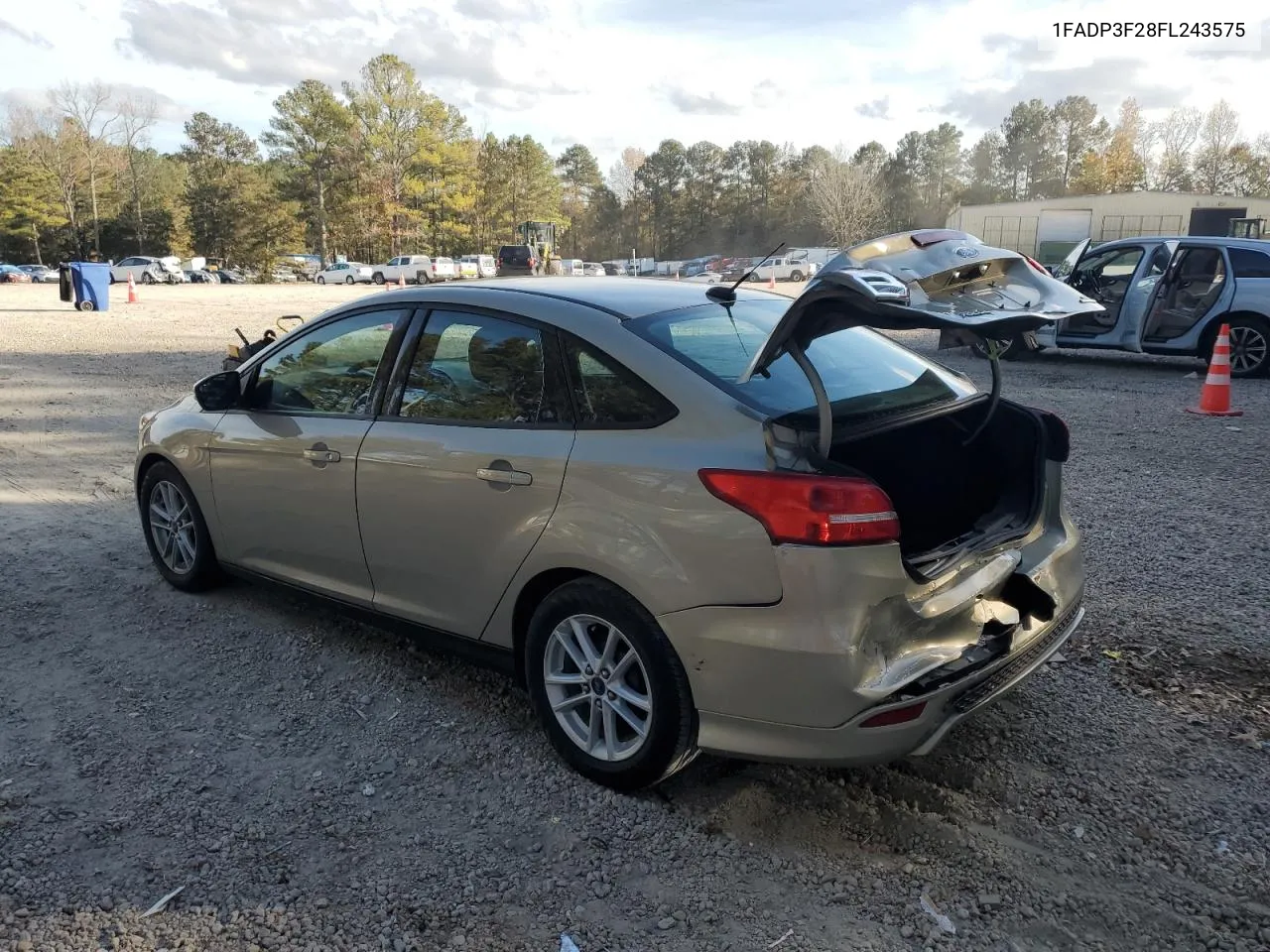 2015 Ford Focus Se VIN: 1FADP3F28FL243575 Lot: 79393124