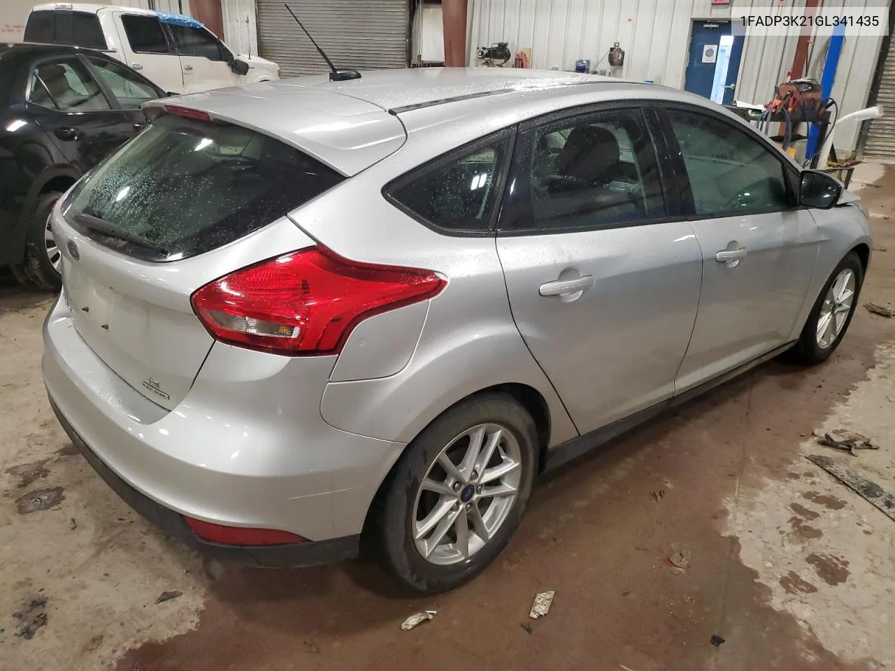 2016 Ford Focus Se VIN: 1FADP3K21GL341435 Lot: 39320054