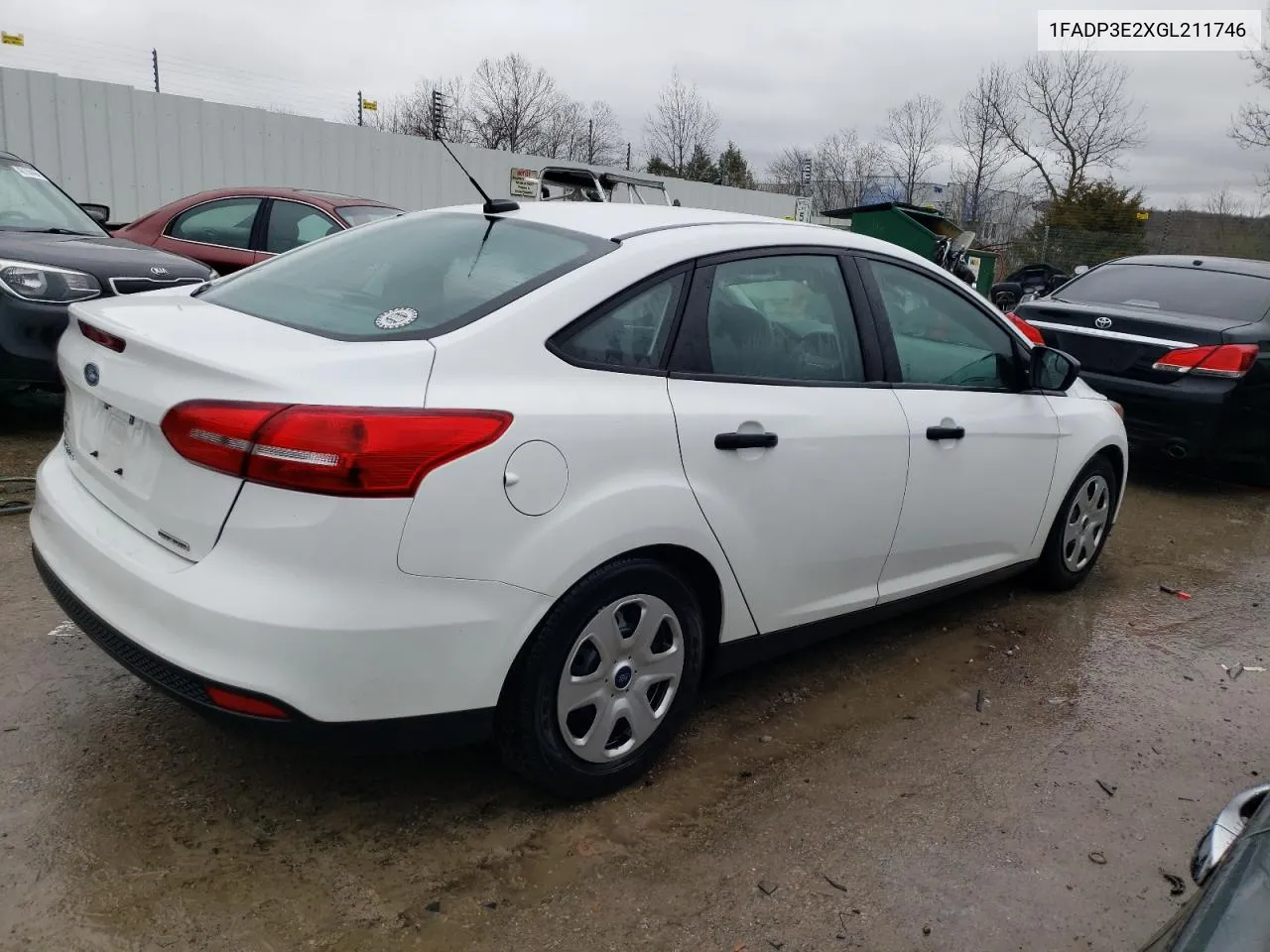 2016 Ford Focus S VIN: 1FADP3E2XGL211746 Lot: 39561784