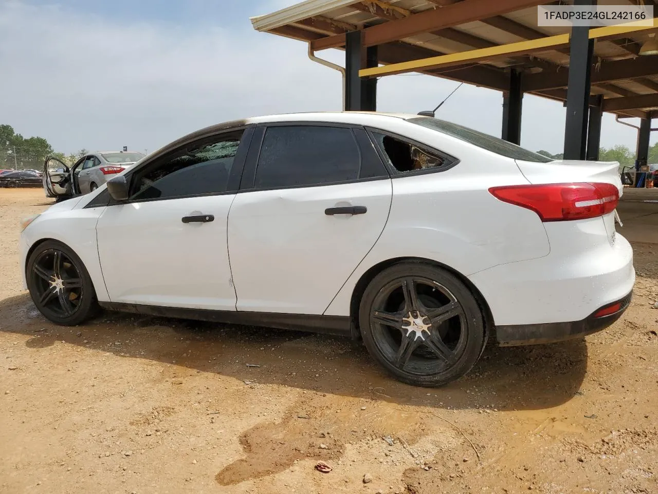 2016 Ford Focus S VIN: 1FADP3E24GL242166 Lot: 52458874