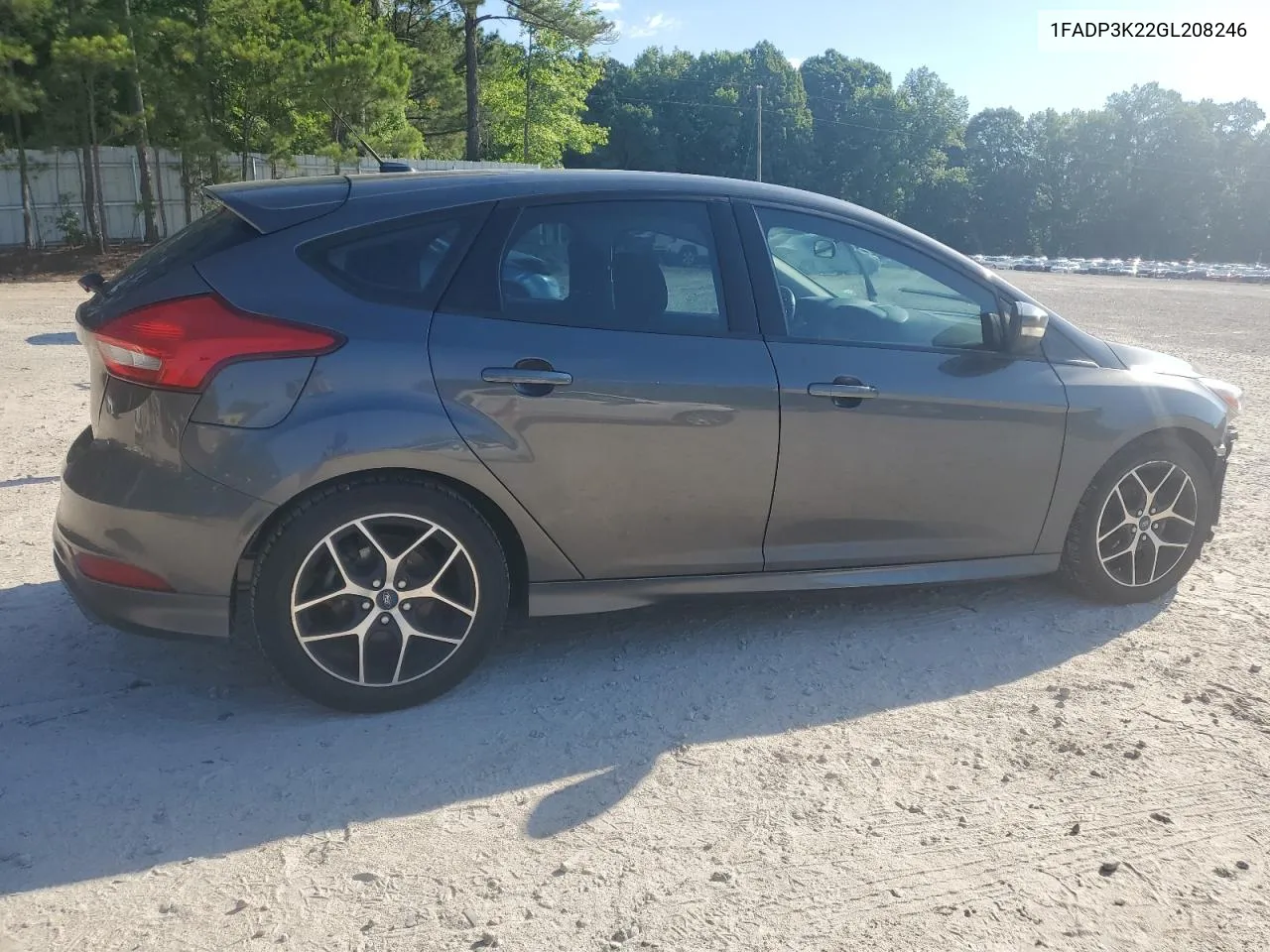 2016 Ford Focus Se VIN: 1FADP3K22GL208246 Lot: 58680974