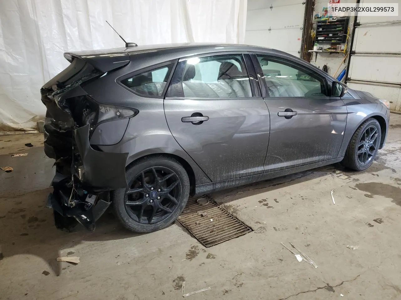 1FADP3K2XGL299573 2016 Ford Focus Se