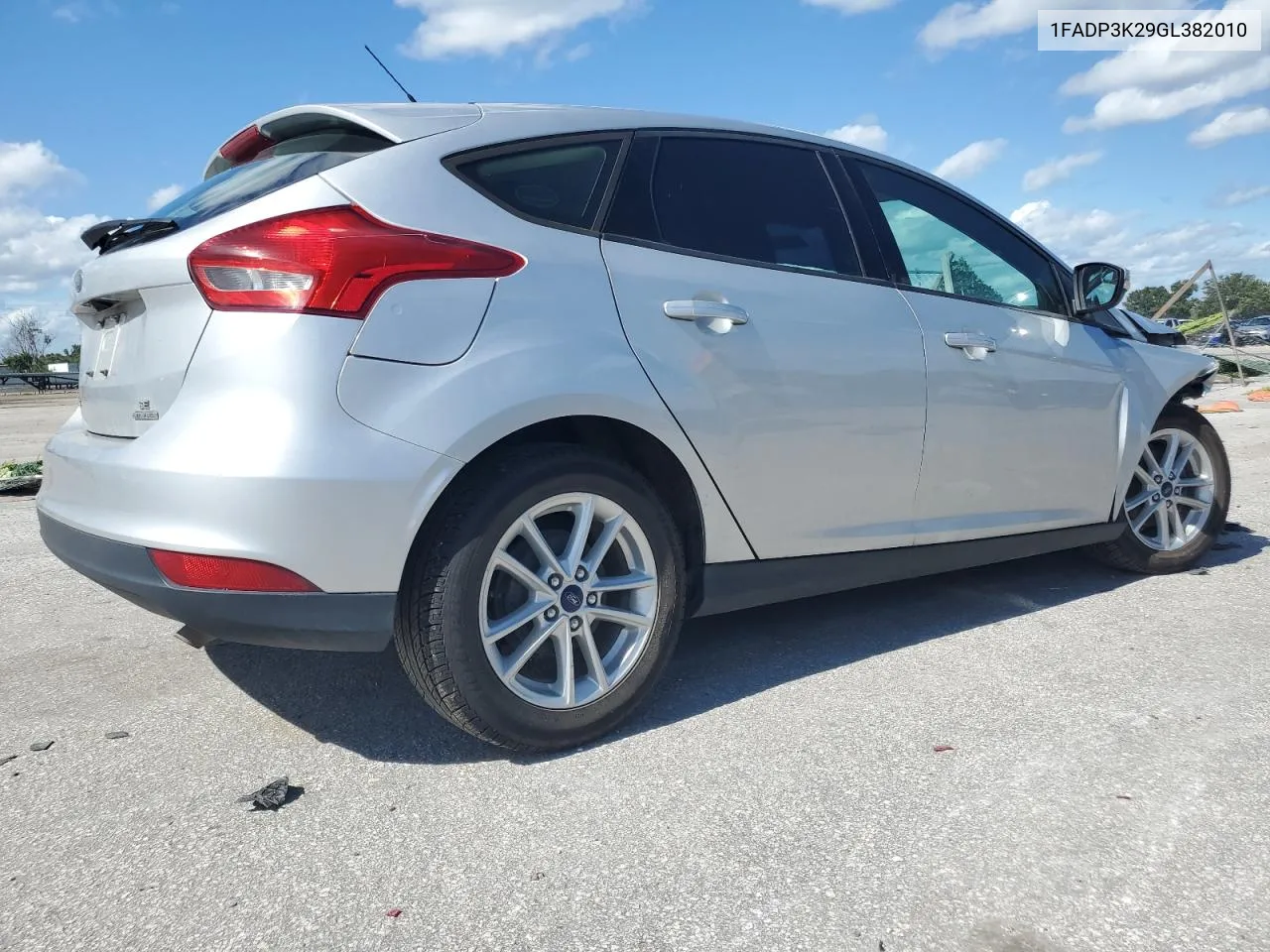 1FADP3K29GL382010 2016 Ford Focus Se