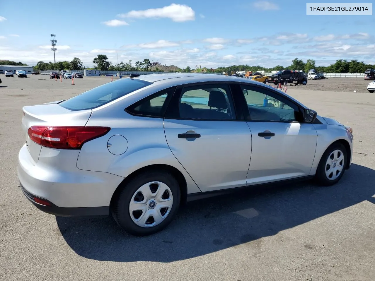 2016 Ford Focus S VIN: 1FADP3E21GL279014 Lot: 68049564