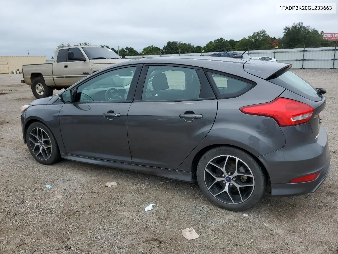 2016 Ford Focus Se VIN: 1FADP3K20GL233663 Lot: 69691414