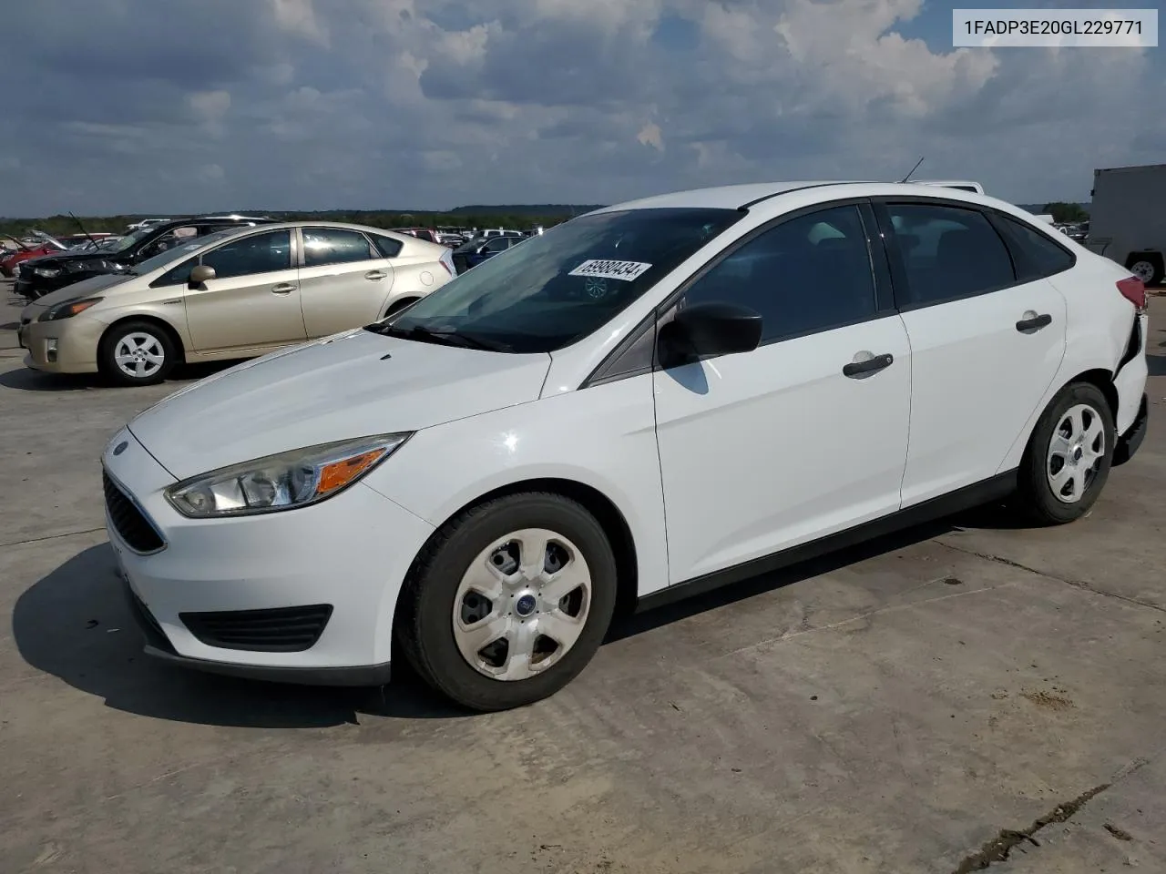 2016 Ford Focus S VIN: 1FADP3E20GL229771 Lot: 69980434