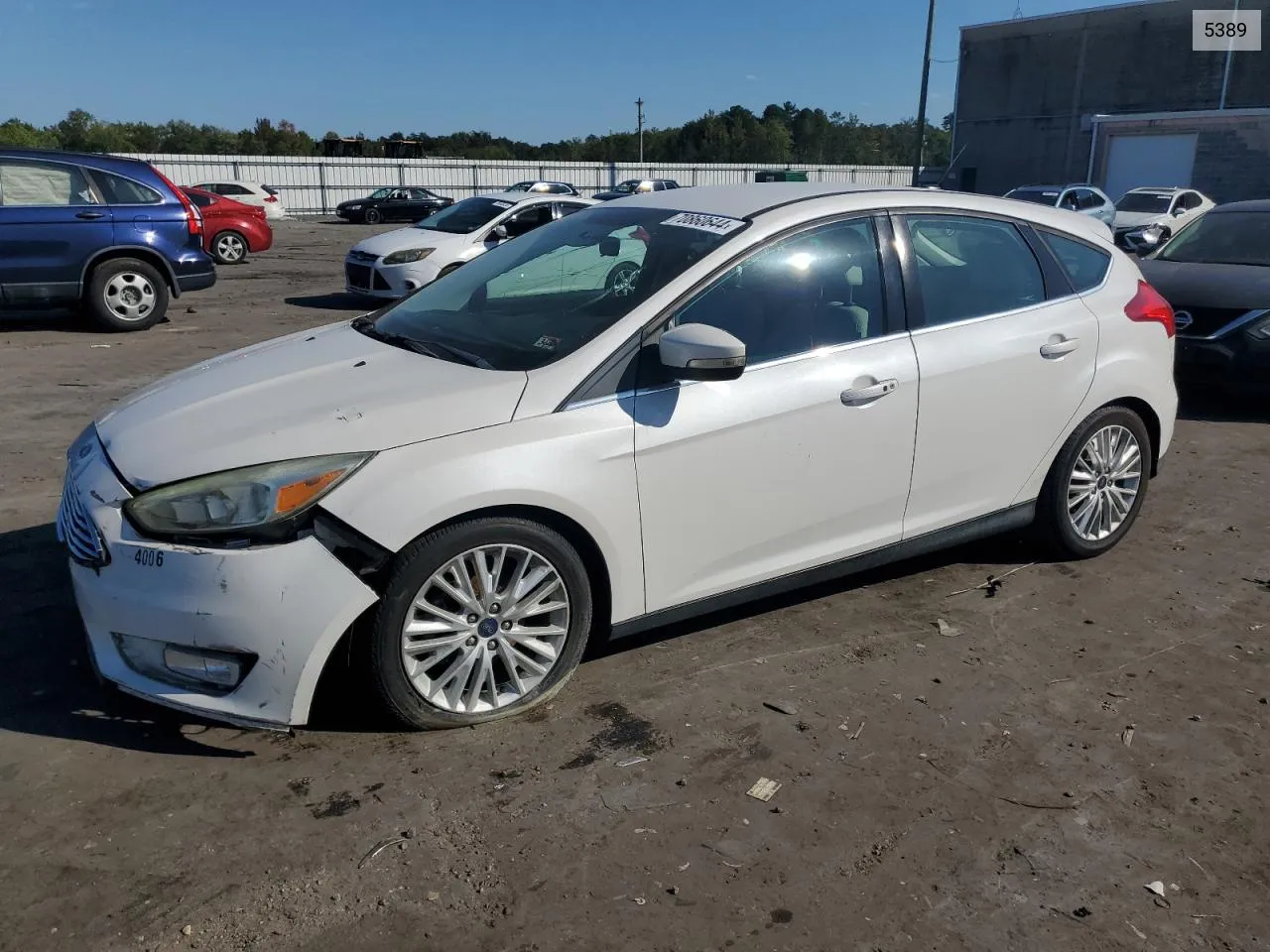 2016 Ford Focus VIN: 5389 Lot: 70860644