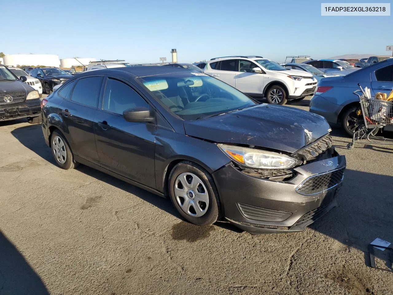 2016 Ford Focus S VIN: 1FADP3E2XGL363218 Lot: 71496554