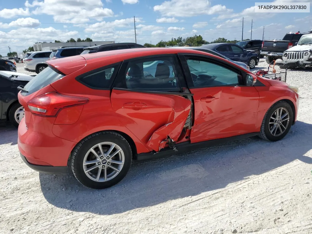 2016 Ford Focus Se VIN: 1FADP3K29GL337830 Lot: 71672894