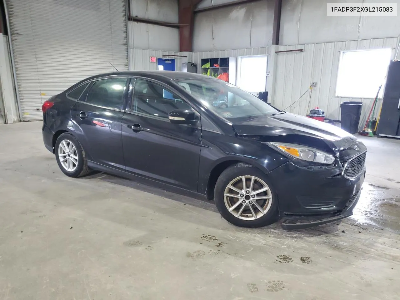 2016 Ford Focus Se VIN: 1FADP3F2XGL215083 Lot: 72719174