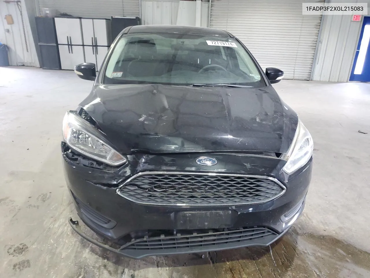 2016 Ford Focus Se VIN: 1FADP3F2XGL215083 Lot: 72719174