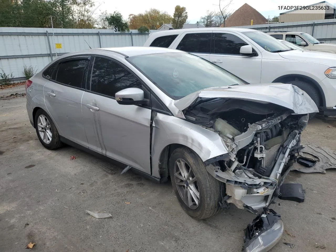 1FADP3F29GL235633 2016 Ford Focus Se