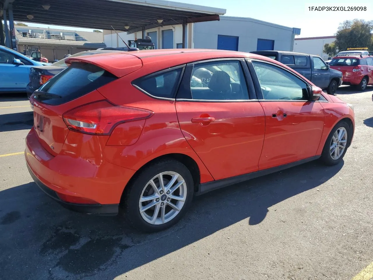 2016 Ford Focus Se VIN: 1FADP3K2XGL269098 Lot: 73040194