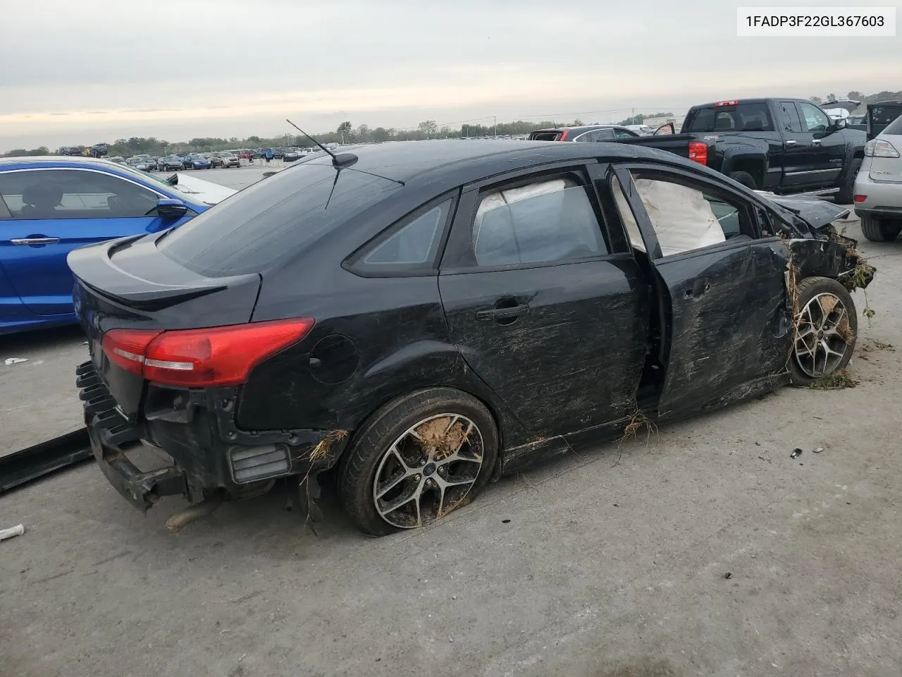 2016 Ford Focus Se VIN: 1FADP3F22GL367603 Lot: 73210944