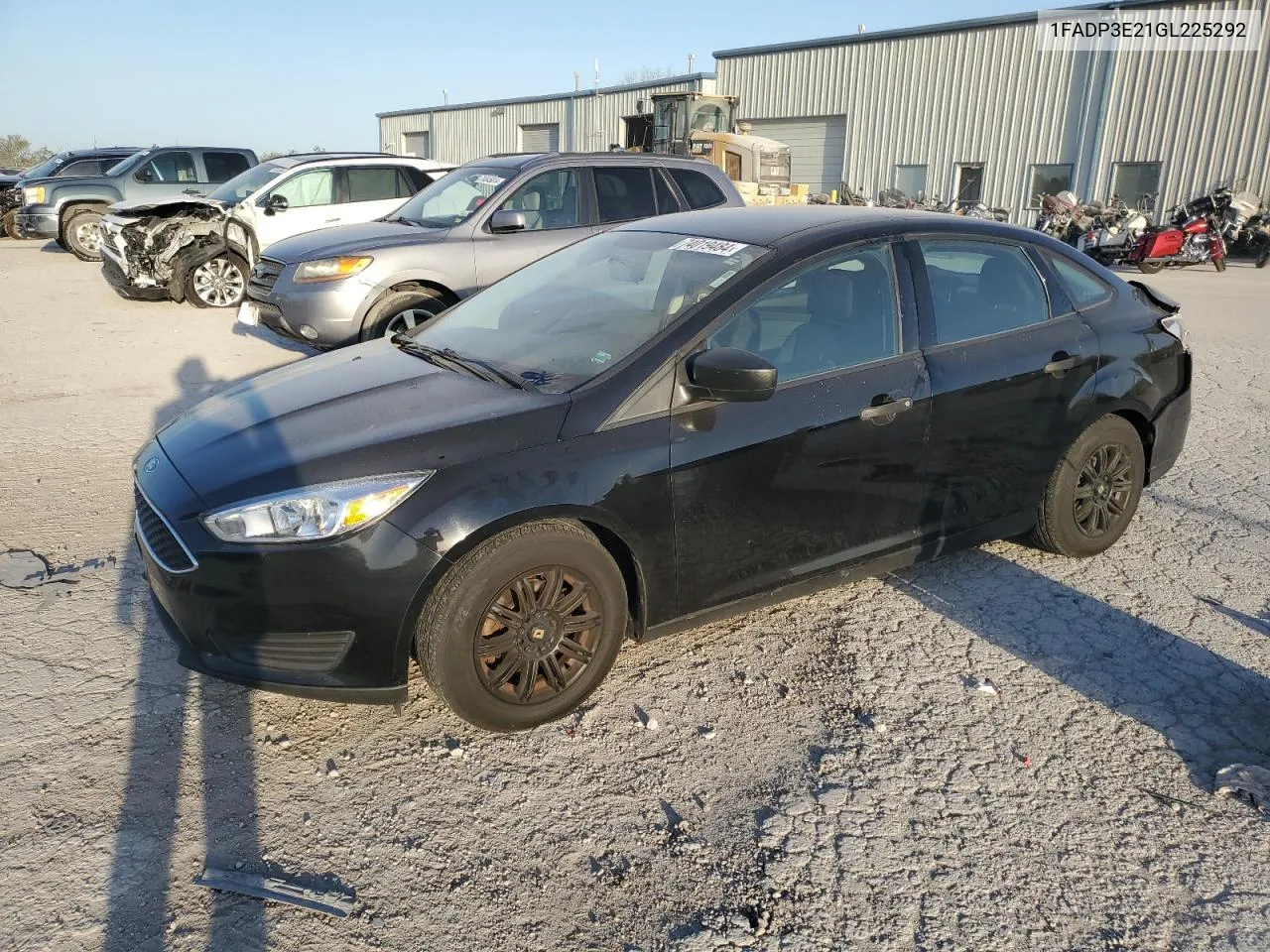 2016 Ford Focus S VIN: 1FADP3E21GL225292 Lot: 74019484