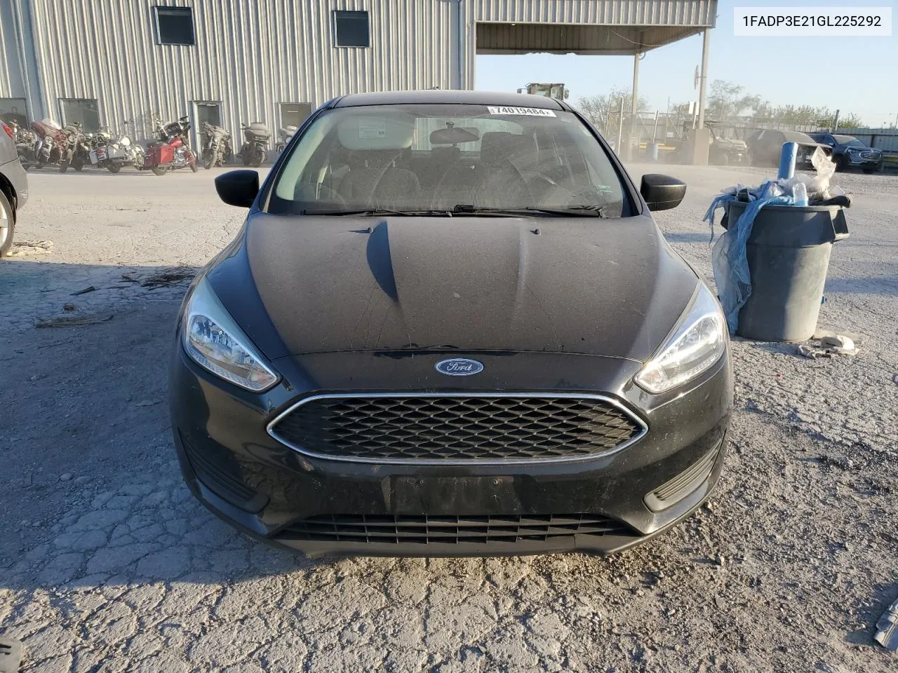 2016 Ford Focus S VIN: 1FADP3E21GL225292 Lot: 74019484