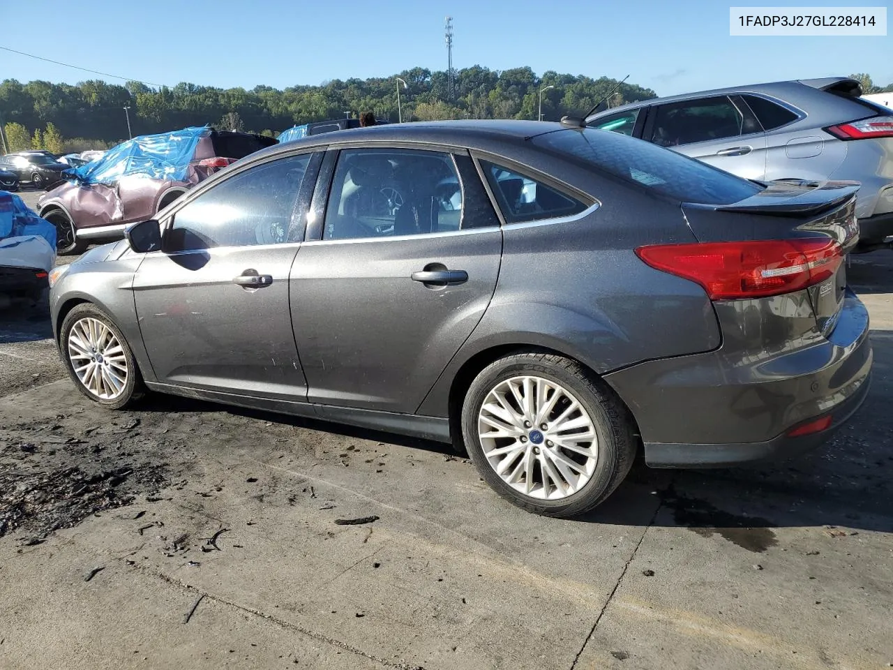 1FADP3J27GL228414 2016 Ford Focus Titanium