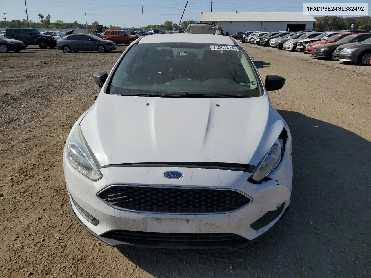 2016 Ford Focus S VIN: 1FADP3E24GL382492 Lot: 75041324