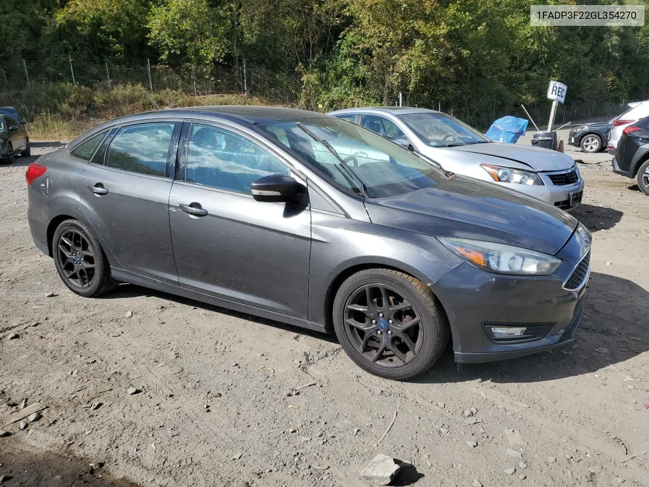 2016 Ford Focus Se VIN: 1FADP3F22GL354270 Lot: 75473504