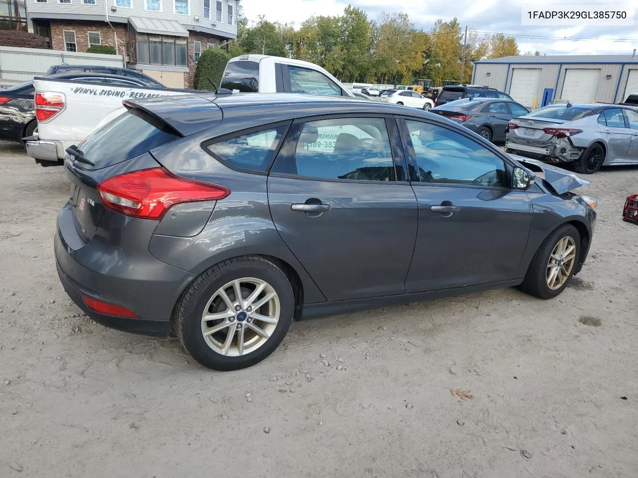 2016 Ford Focus Se VIN: 1FADP3K29GL385750 Lot: 75563334