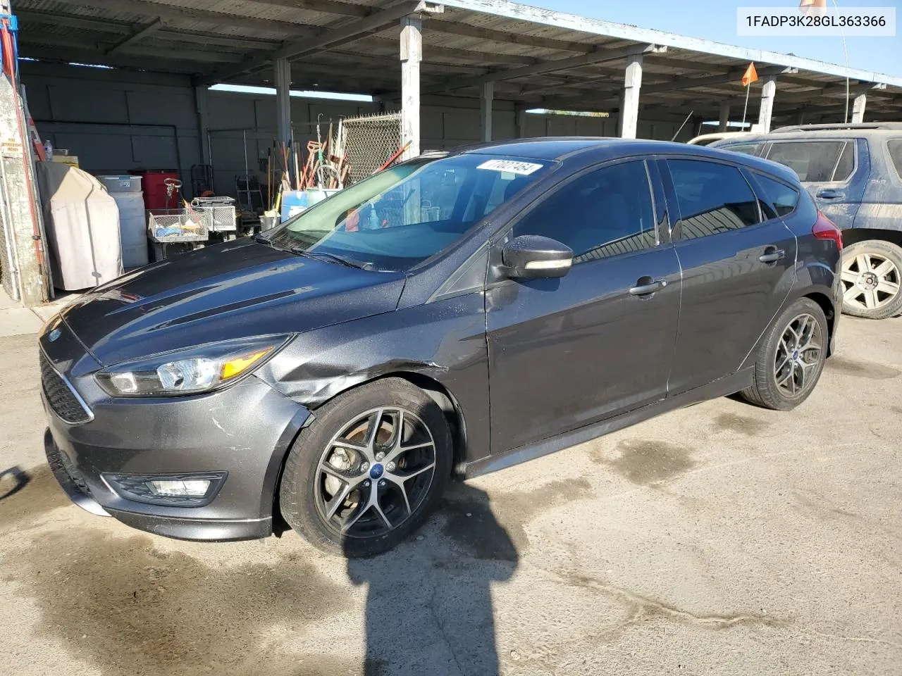 2016 Ford Focus Se VIN: 1FADP3K28GL363366 Lot: 77027464