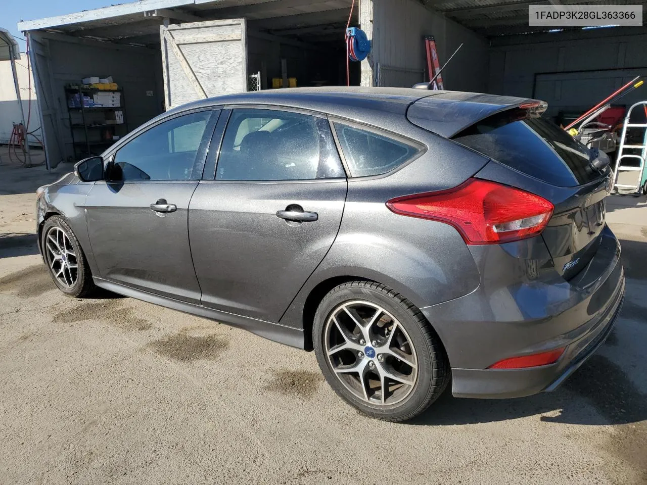 2016 Ford Focus Se VIN: 1FADP3K28GL363366 Lot: 77027464