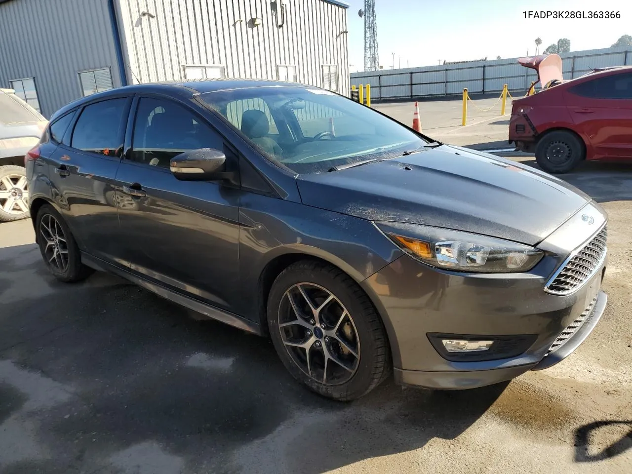 2016 Ford Focus Se VIN: 1FADP3K28GL363366 Lot: 77027464