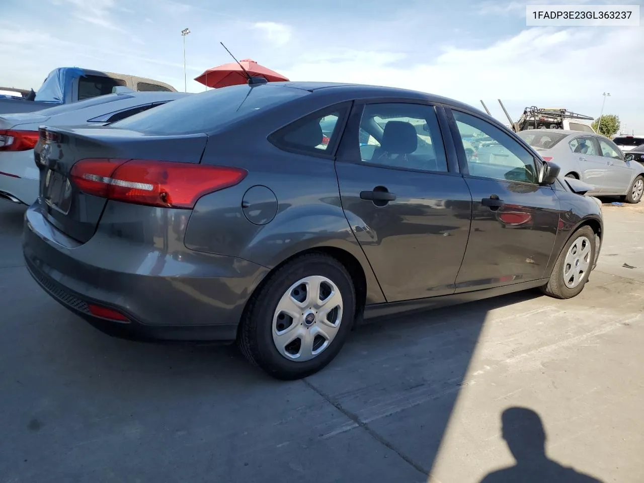 2016 Ford Focus S VIN: 1FADP3E23GL363237 Lot: 77176284