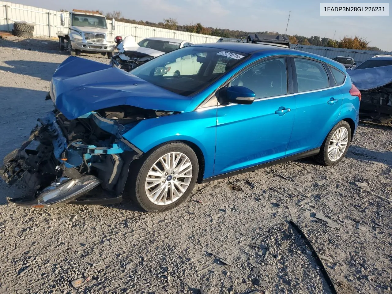 1FADP3N28GL226231 2016 Ford Focus Titanium