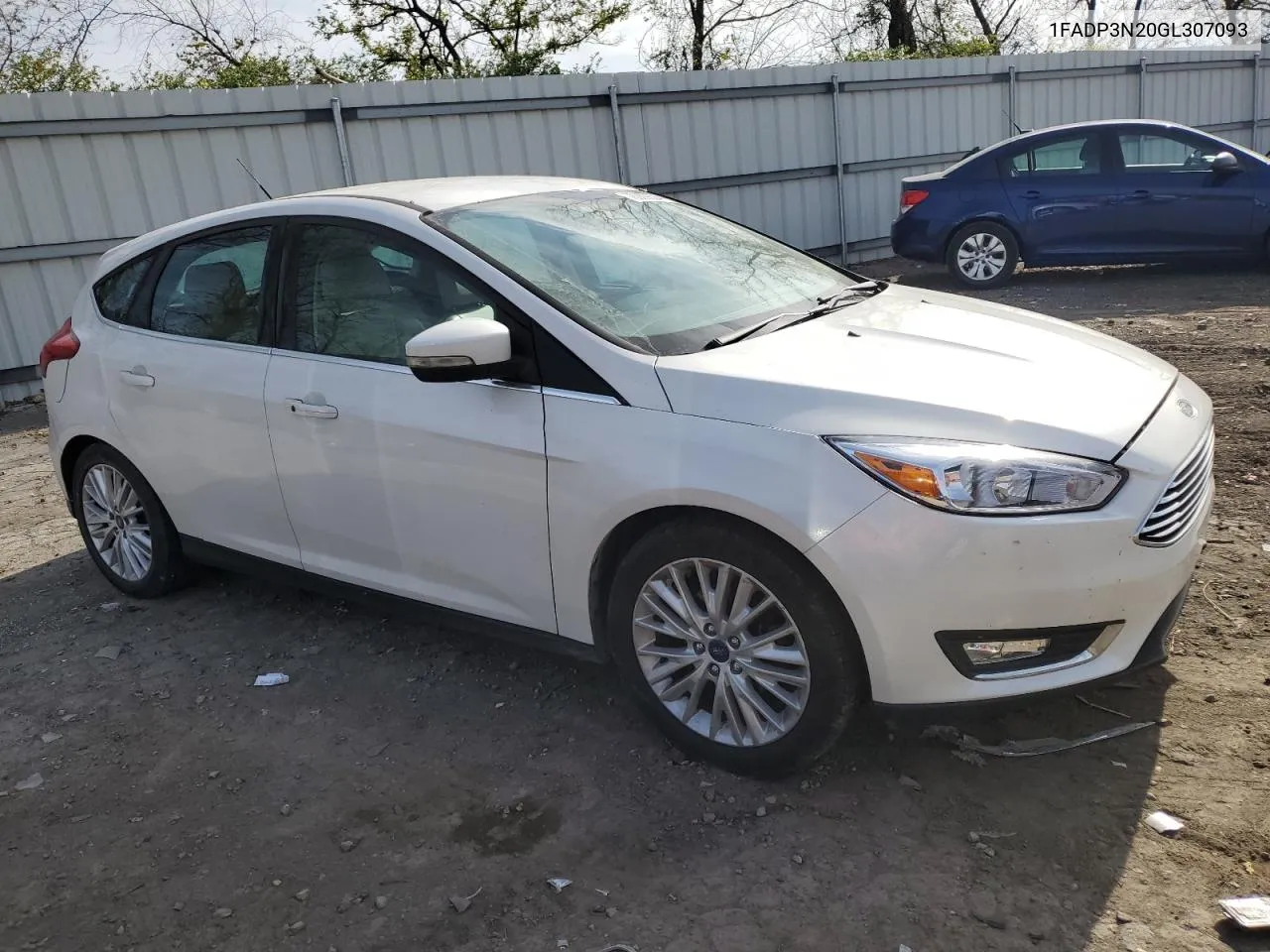 2016 Ford Focus Titanium VIN: 1FADP3N20GL307093 Lot: 78999004