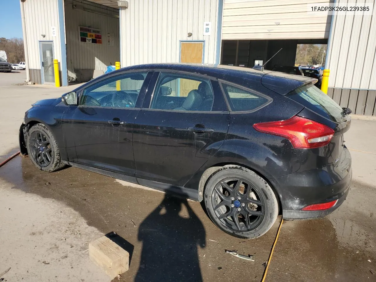 2016 Ford Focus Se VIN: 1FADP3K26GL239385 Lot: 79450654