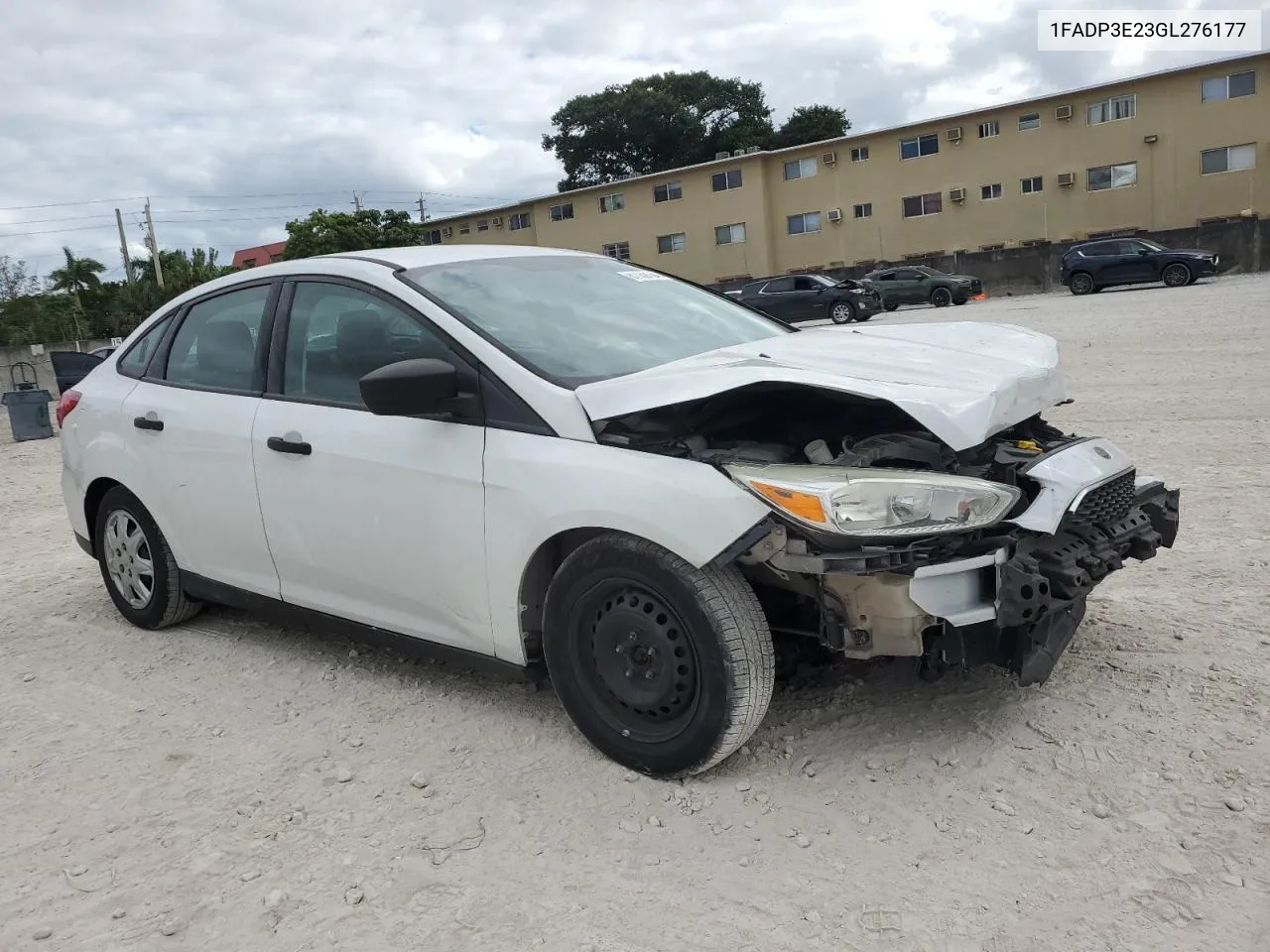 2016 Ford Focus S VIN: 1FADP3E23GL276177 Lot: 81139134