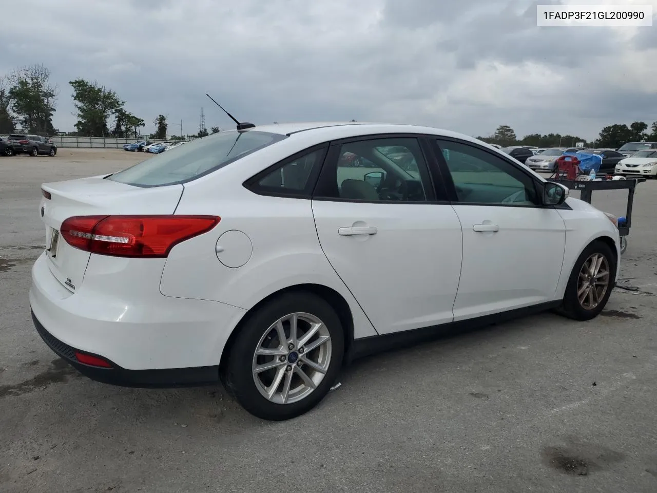 2016 Ford Focus Se VIN: 1FADP3F21GL200990 Lot: 81635694