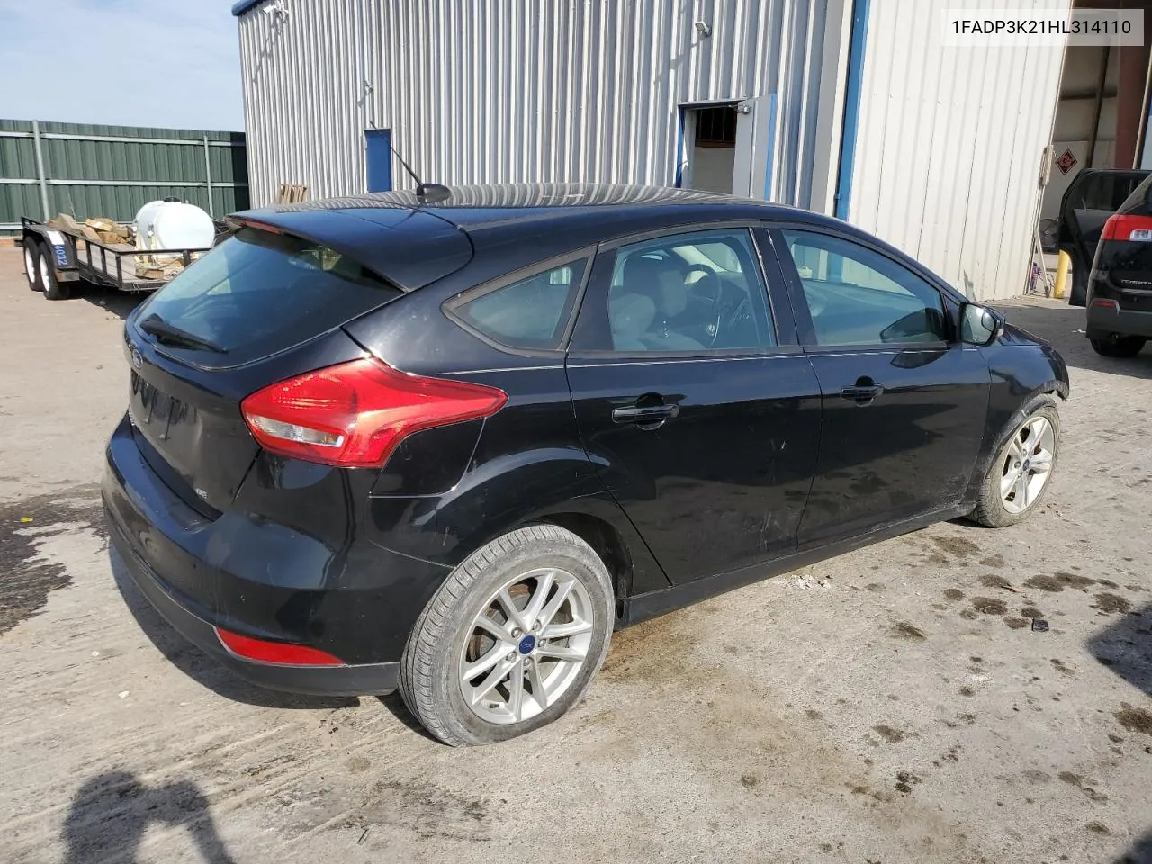 2017 Ford Focus Se VIN: 1FADP3K21HL314110 Lot: 52421444