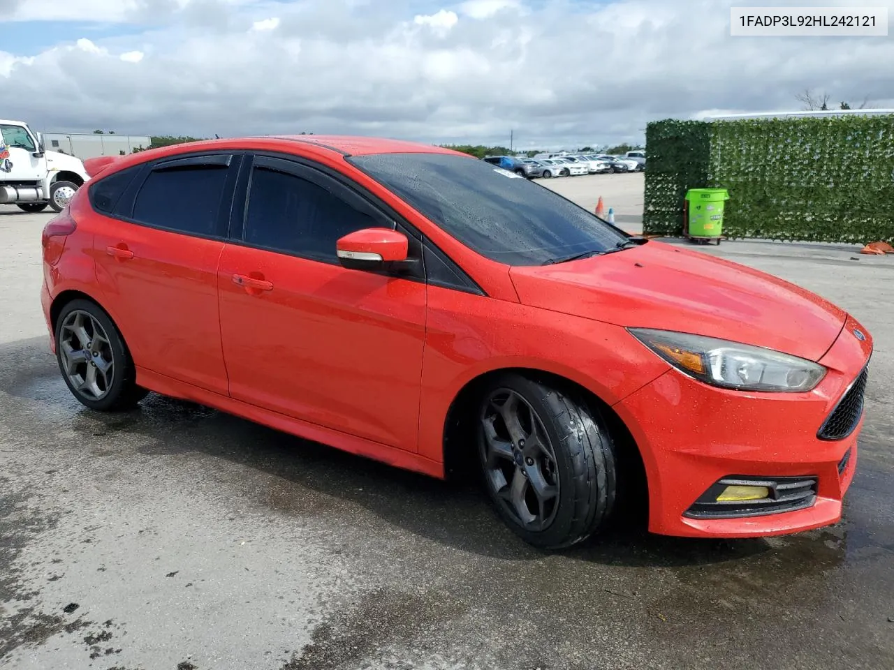 1FADP3L92HL242121 2017 Ford Focus St