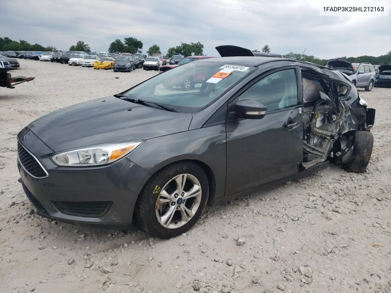 2017 Ford Focus Se VIN: 1FADP3K25HL212163 Lot: 58734974