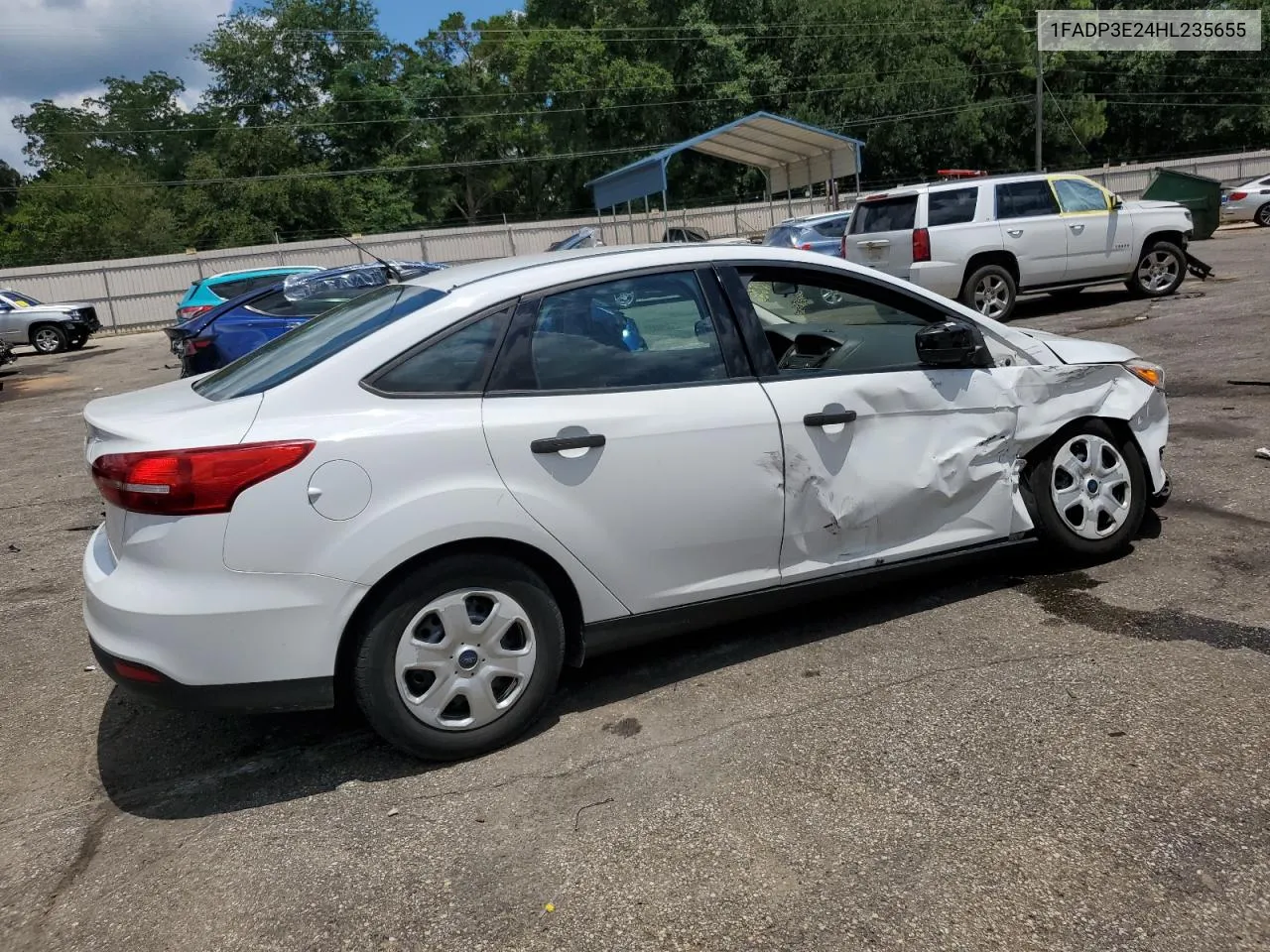 2017 Ford Focus S VIN: 1FADP3E24HL235655 Lot: 60746524