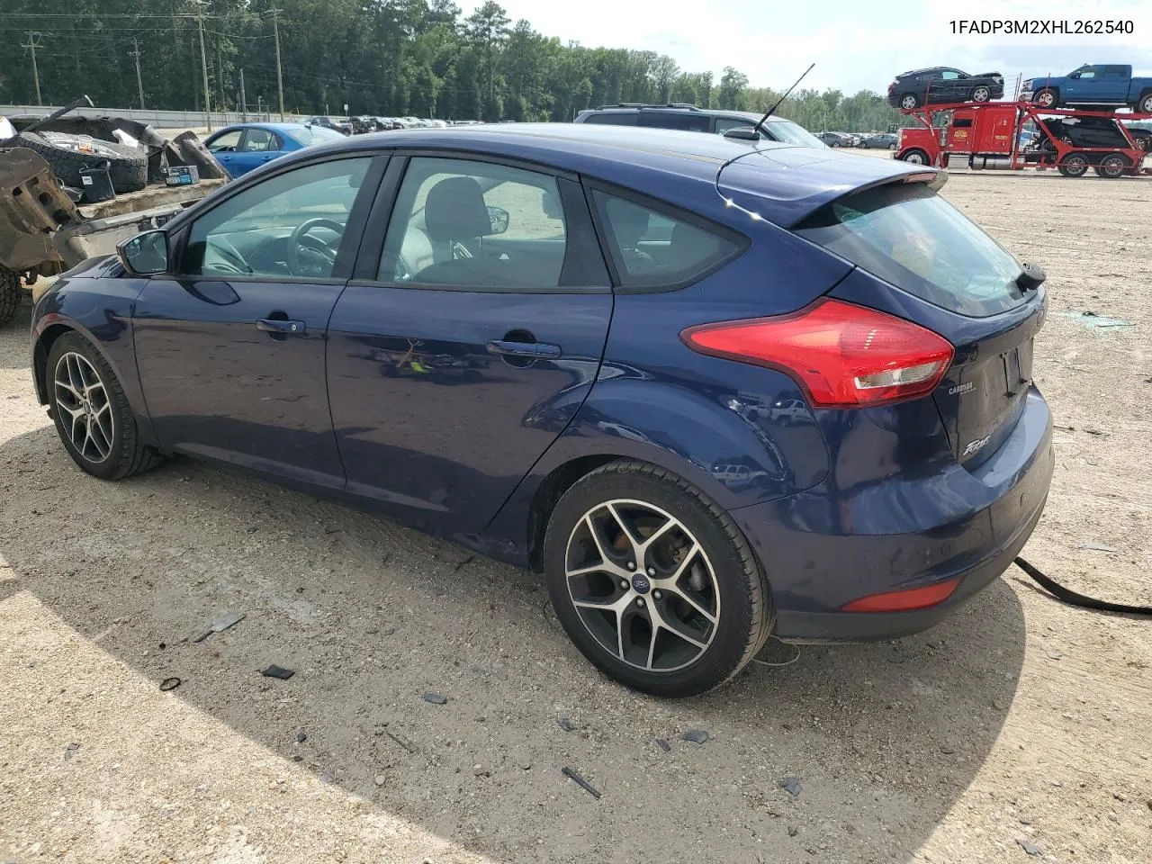 1FADP3M2XHL262540 2017 Ford Focus Sel