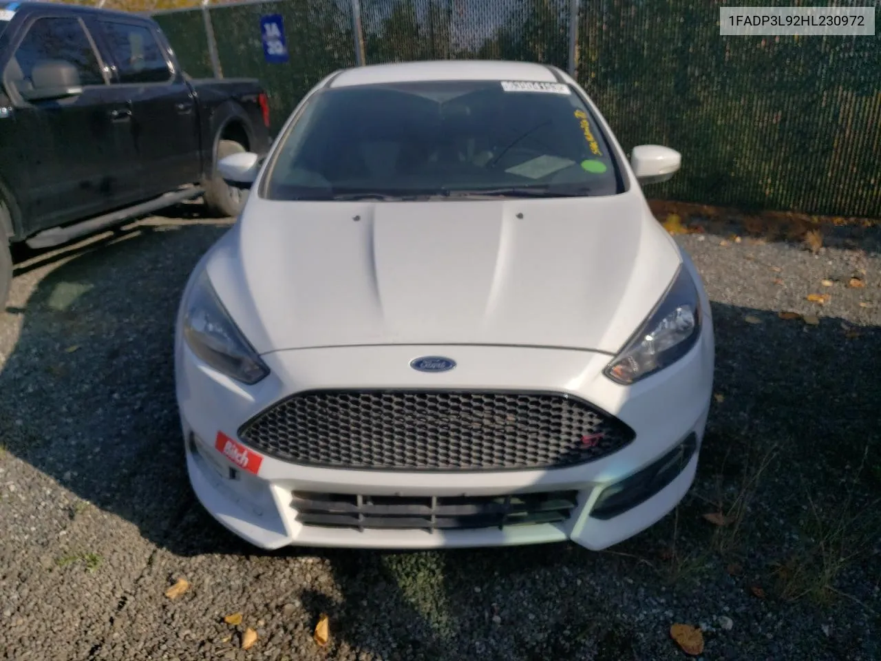 1FADP3L92HL230972 2017 Ford Focus St