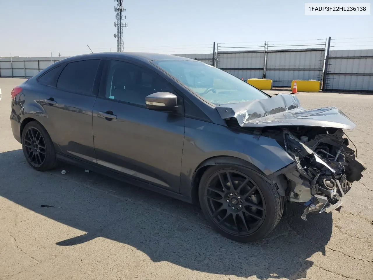 1FADP3F22HL236138 2017 Ford Focus Se