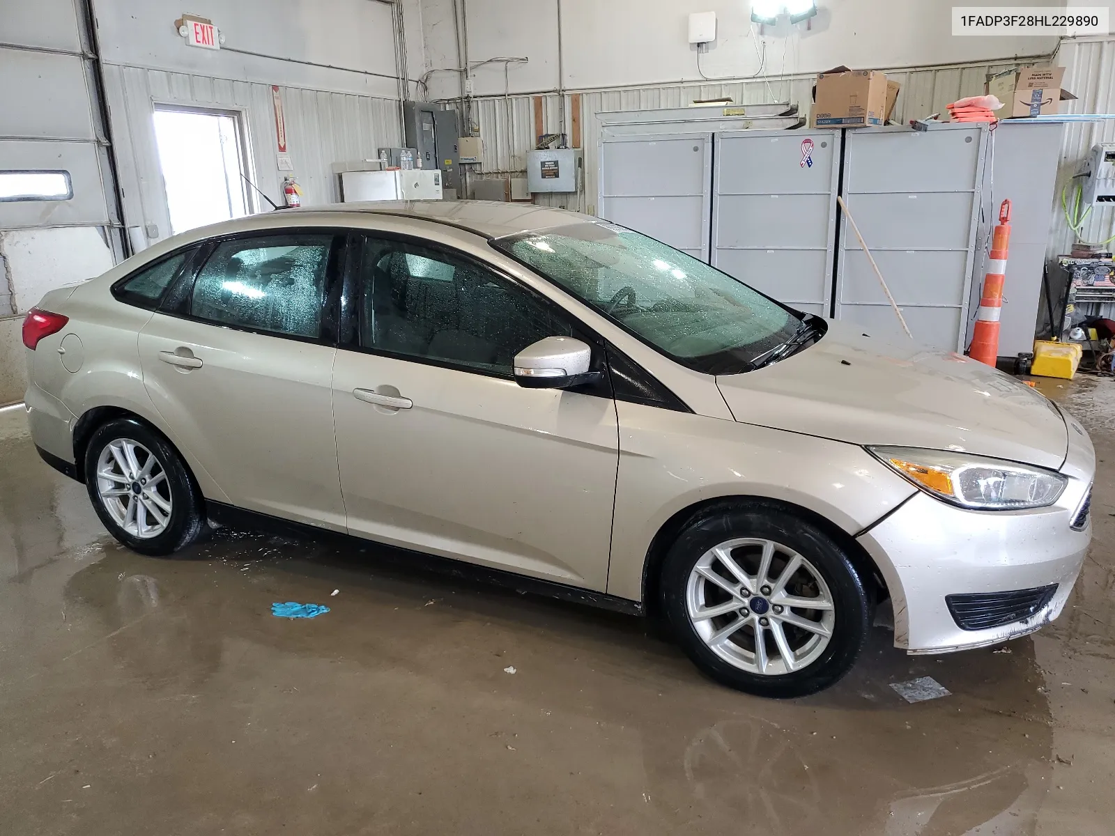 2017 Ford Focus Se VIN: 1FADP3F28HL229890 Lot: 66373874