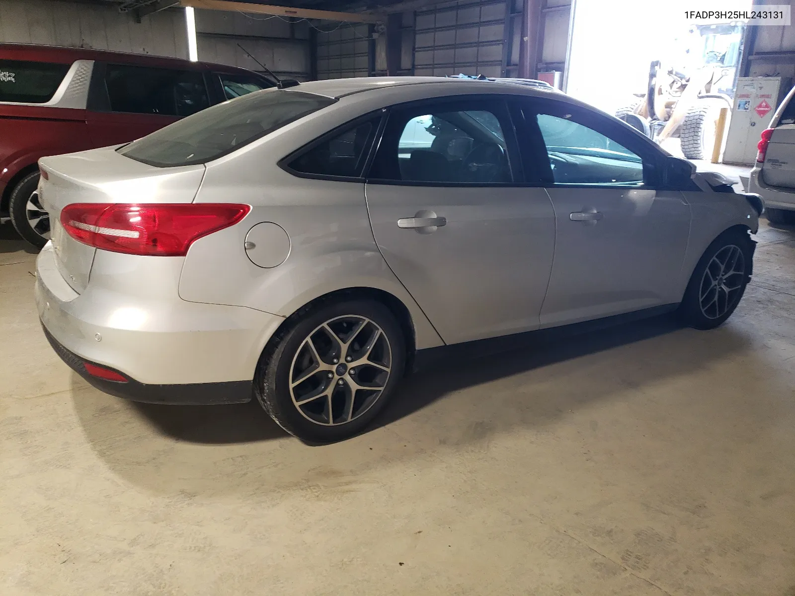 1FADP3H25HL243131 2017 Ford Focus Sel