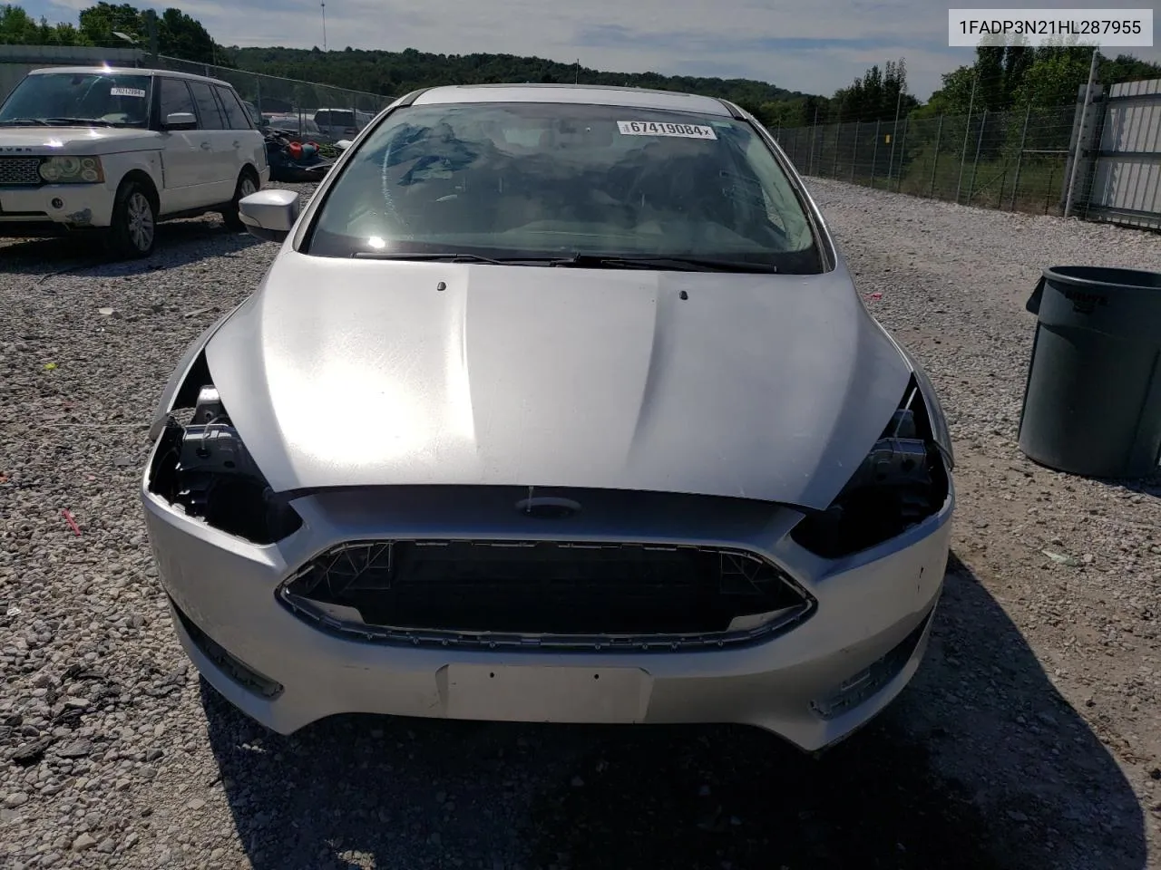 1FADP3N21HL287955 2017 Ford Focus Titanium